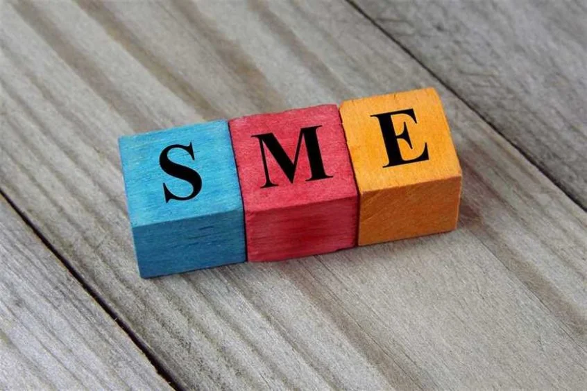 blocks with letters SME